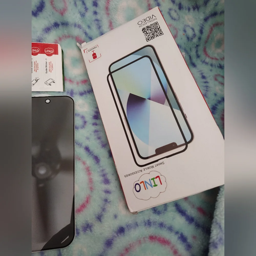 iPhone 14 pro Max privacy screen